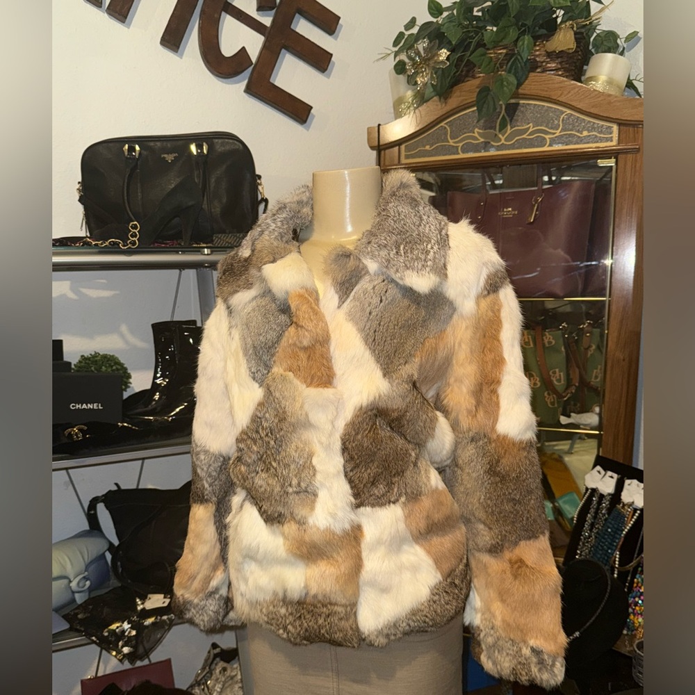 🤎Gorgeous Shoo Bee Doo Rabbit Fur Coat